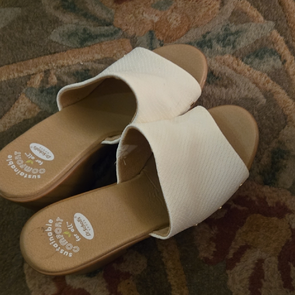 Dr. Scholl's Cream Mules with Contoured Footbed